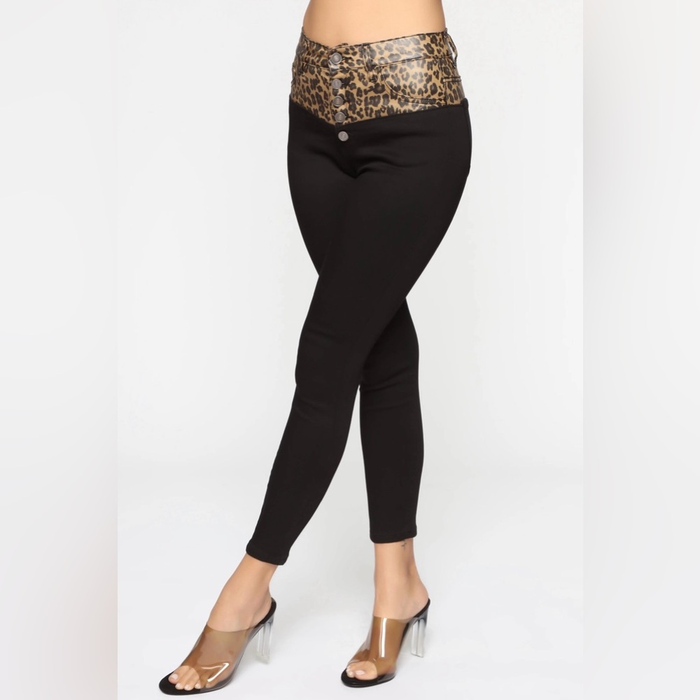Leopard Print Waist Black Jeans